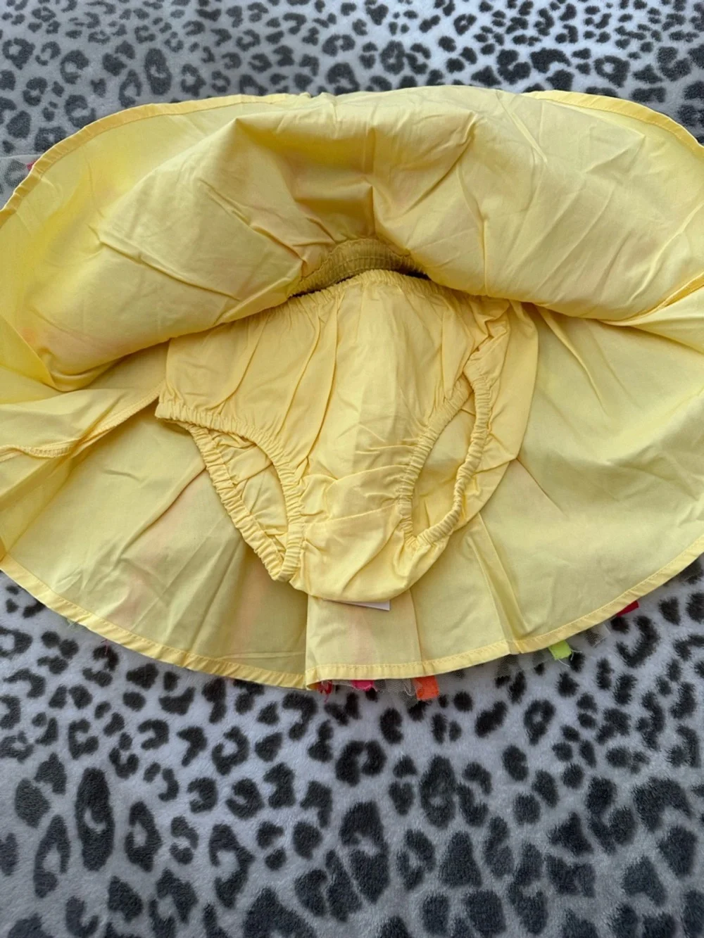 2009 Gymboree Tulle Ribbon Layered Skirt in Yellow Size 3T